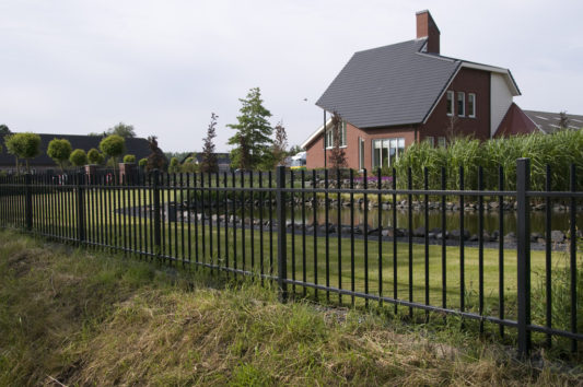 Spijlen hekwerk doorlopend - Afbeelding 3